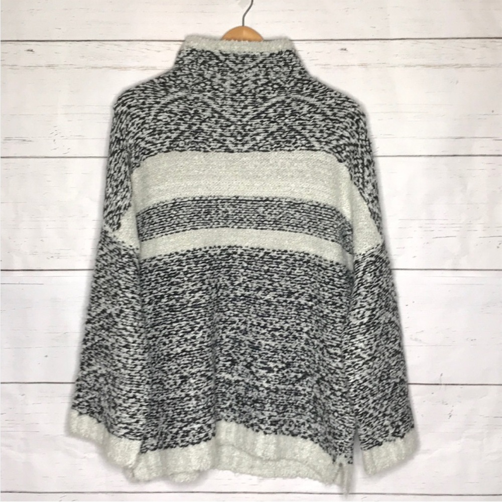 Mock Turtleneck Sweater Black and Cream Soft and Cozy Magaschoni Size Medium
